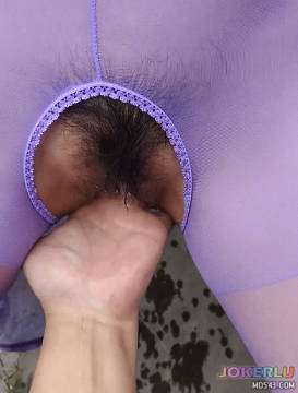  从野外一直操到车里嫂子的骚逼这下又被我操翻了