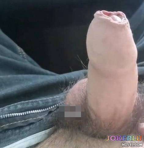  人来人往的跟继姐车震太刺激了